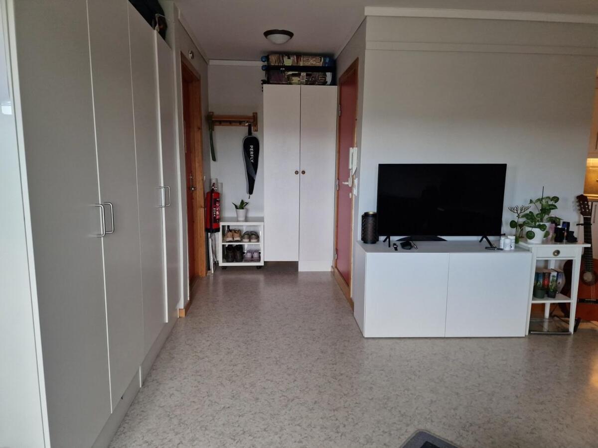 Fully Furnished Leilighet